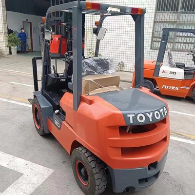 3ton 3000kg Used Toyota Forklift FDZN30 with Japanese ISUZU Engine in Good Condition