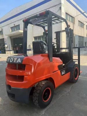 3ton 3000kg Used Toyota Forklift FDZN30 with Japanese ISUZU Engine in Good Condition