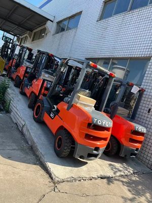 3ton 3000kg Used Toyota Forklift FDZN30 with Japanese ISUZU Engine in Good Condition