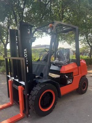 3ton 3000kg Used Toyota Forklift FDZN30 with Japanese ISUZU Engine in Good Condition