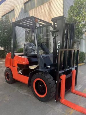 3ton 3000kg Used Toyota Forklift FDZN30 with Japanese ISUZU Engine in Good Condition