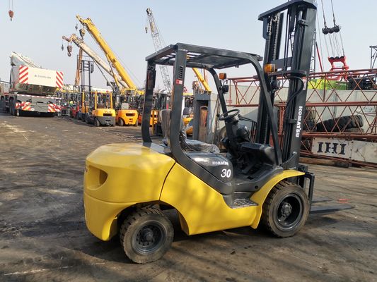 Used Japan Komatsu FD30-16 FD25 FD30T-16 FD30 2.5 Ton 3 Ton 5 Ton Diesel Forklifts