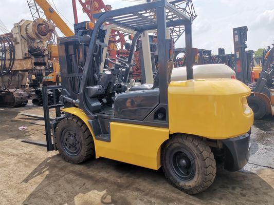 4000 kg Weight Small Diesel Forklift in Japan Komatsu FD30 FD40 FD50 3 ton 4 ton 5 ton
