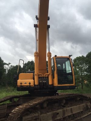 52TON Operating Weight Hyundai 520-9 Crawler Excavator with Original Hydraulic Cylinder