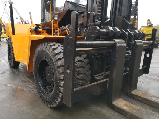 TCM 20 Ton Diesel Forklift FD200 FD250 for Container Heavy Duty in Good Condition