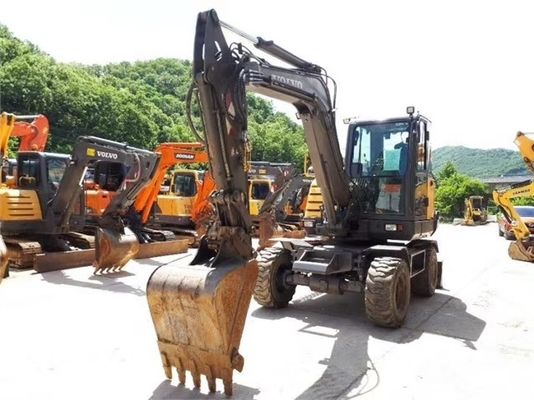 Second Hand Volvo EW60 Wheel Excavator with Good Condition and Other Bucket Capacity