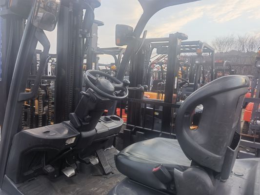Used Japan Toyota FD25 Diesel Forklift with Routine Fork Length and at Affordable