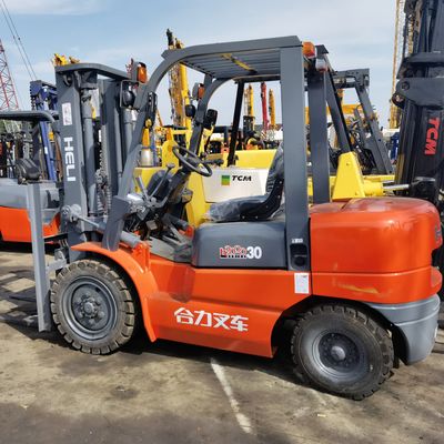 HELI CPCD30 CPCD50 2.5 T 3 T 5 T 4 M 4.5 M Diesel Forklift for Machinery Repair Shops