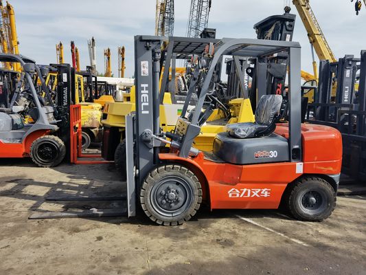 HELI CPCD30 CPCD50 2.5 T 3 T 5 T 4 M 4.5 M Diesel Forklift for Machinery Repair Shops