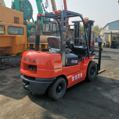 2.5 Ton Heli Diesel Forklift Truck with CE Certification and Routine Fork Dimensions