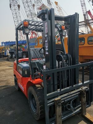 2.5 Ton Heli Diesel Forklift Truck with CE Certification and Routine Fork Dimensions