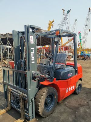 2.5 Ton Heli Diesel Forklift Truck with CE Certification and Routine Fork Dimensions