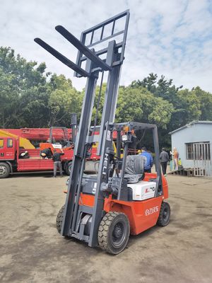 Powerful Diesel Engine Forklift Truck 3 Ton with Side Shifter and Routine Fork Length