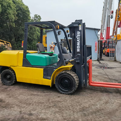 Manual Power Source Komatsu FD50 Forklift with Original Japan Lifting Technology