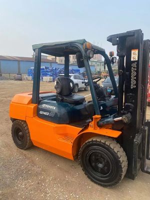 Used TOYOTA FD40.4 ton Forklift With 2 Stages Mast 3m 4meters 4.5m Weight KG 4000 kg