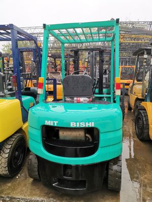 Used Mitsubishi 2.5 Tons Forklift in Shanghai Perfect for Building Material Shops