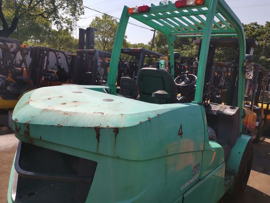 5.5 Ton MITSUBISHI Diesel Forklift with 180mm Fork Width from Japan in Good Condition