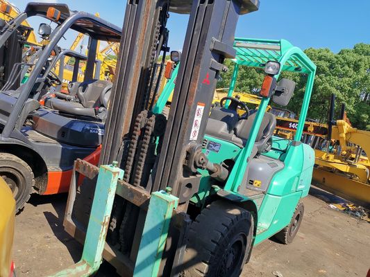 5.5 Ton MITSUBISHI Diesel Forklift with 180mm Fork Width from Japan in Good Condition