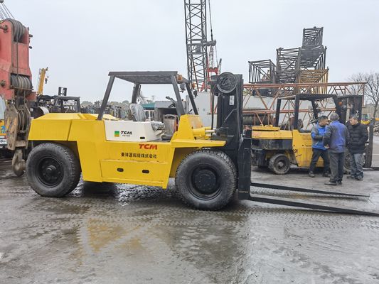 TCM FD100 10 Ton Diesel Forklift with 3m Lifting Height and 4.5m Fork Width in Shanghai