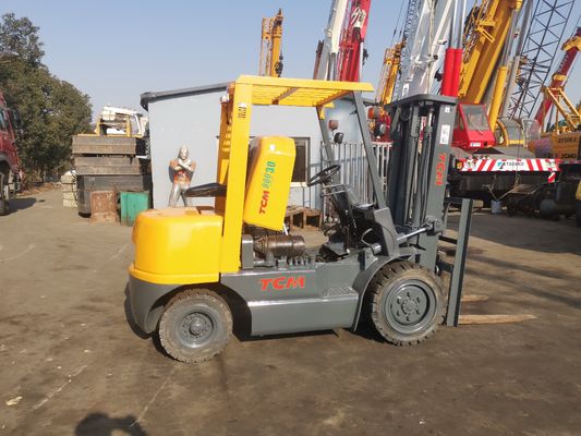 Used TCM Japan-Made Diesel 3 Ton Forklifts FD30 FD50 FD70 for Machinery Repair Shops