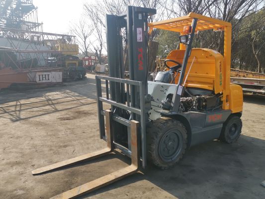 Used TCM Japan-Made Diesel 3 Ton Forklifts FD30 FD50 FD70 for Machinery Repair Shops
