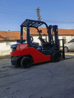 Used and Affordable 3 Ton Toyota Forklift Power Source Diesel Engine
