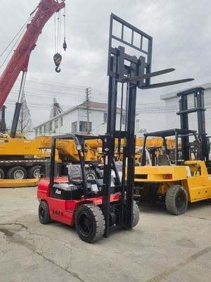 Excellent Condition Hangzhou A30 3 Ton Mini Diesel Forklift for Small Businesses