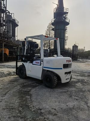 Powerful Diesel Engine 5 Ton TCM 3stage 4.5m FD100 DF50 FD70 Used Forklift in Japan