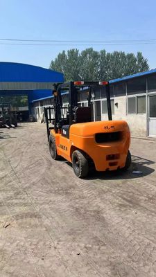 Hangcha R100 R30 Diesel Forklift 5000 kg for Warehouse Operations in Garment Shops