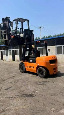 Hangcha R100 R30 Diesel Forklift 5000 kg for Warehouse Operations in Garment Shops