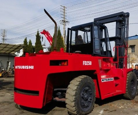 Experience Superior Performance with a 25 Ton Used Mitsubishi FD250 Diesel Forklift