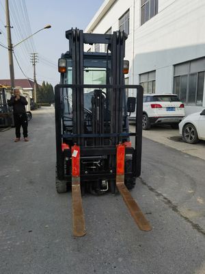 1.5 Ton Hydraulic Pallet Lifting Truck in Excellent Working Condition for Wholesal