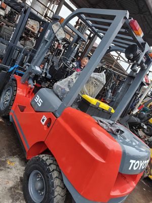 3.5ton 3 ton 5ton Forklift FD30 Toyota Forklifts Japan Original Two and Three Gantry 3m 4.5m