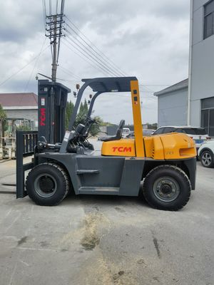 Second Hand 7 Ton TCM Forklift FD70 Japan Made Used TCM 2.5t 3t 5t 7t in Garment Shops