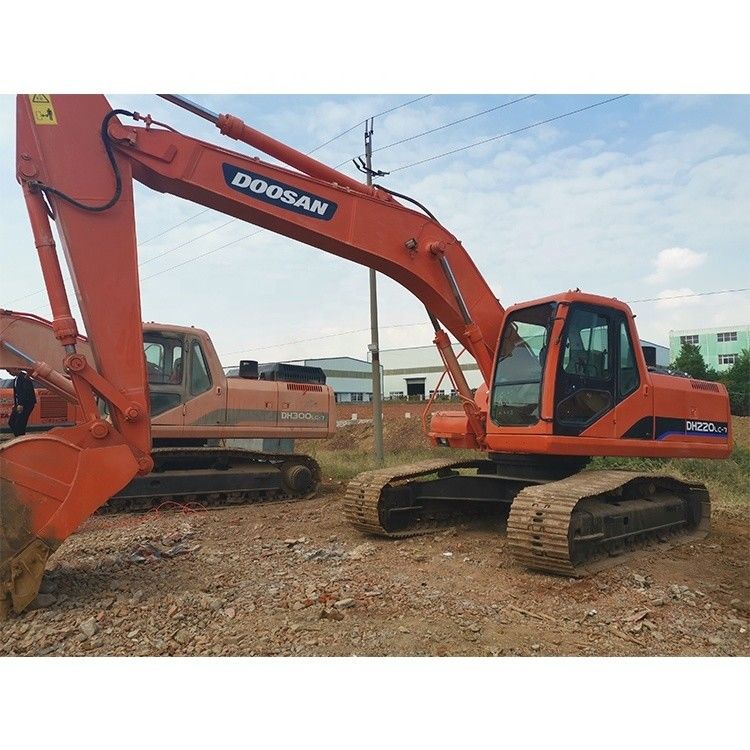 Daewoo 220lc-7 300 420 Used Excavator Doosan 220 from South Korea with 4m3 Bucket