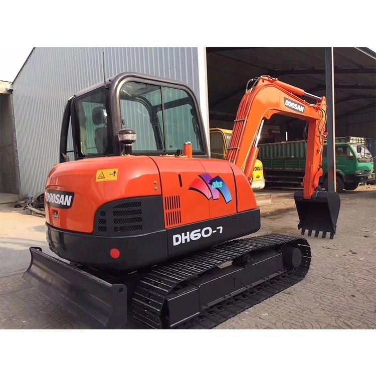 South Korea Used Doosan DH60-7 60 60DX Small Mini Excavator with Original Hydraulic Pump