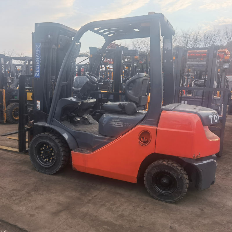 2.5 Ton Toyota Forklift FD30 for Material Handling Year 2012 Printing Shops