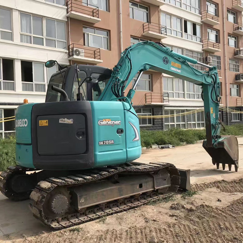 Second Hand Kobelco SK70SR Used Crawler Excavator With 3 Ton Rated Loading Capacity