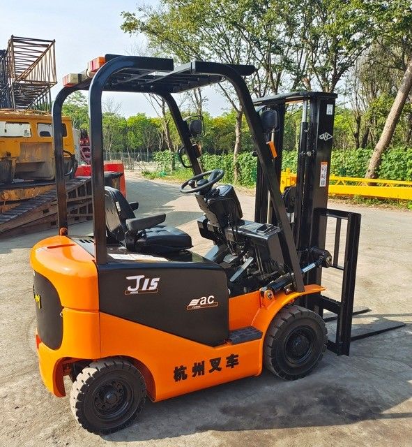 Hangcha J15 Technology 1.5 Ton Electric Forklift Truck with Lithium Battery Used