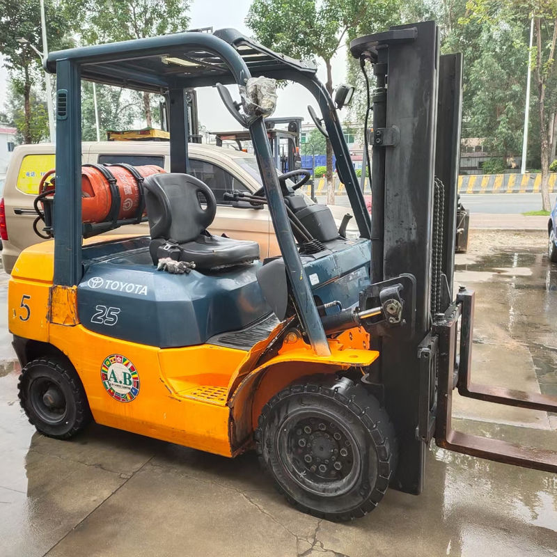 2012 Toyota 7F25 LPG Forklift Truck with Japanese Engine and Gasoline Engine 2.5 Ton
