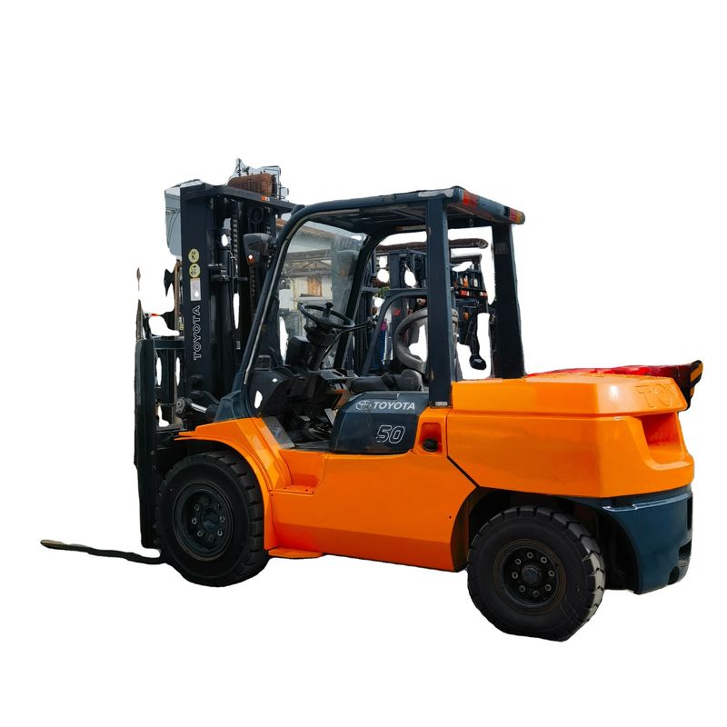 Garment Shop Must-Have 5 Ton Used Toyota Forklift with Japan Made Parts and Diesel Engine